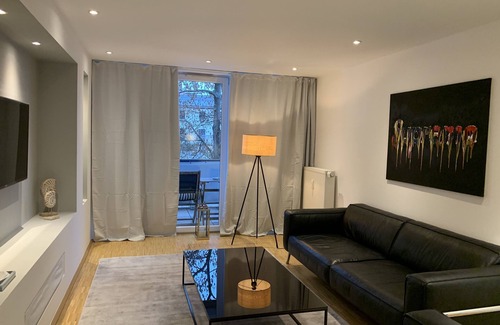 Mainz City Center Apartment | The Apartment Downtown