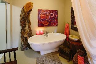 Schoemansville House | The Art Guesthouse