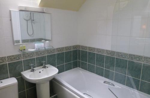 Atherstone Hotel | The Atherstone Red Lion Hotel