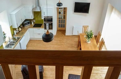Forsinard Cottage | THE AULD KIRK, family friendly, luxury holiday cottage in Melvich