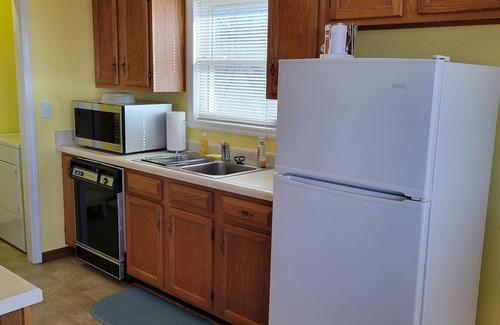 Dover Villa | The Barge Inn has amazing views of beautiful Kentucky Lake.