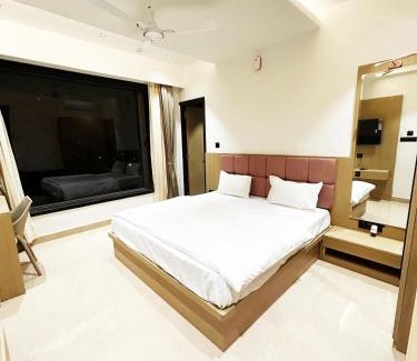 Gayariawas Hotel | The Basil Hotel