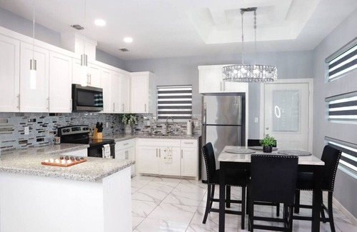 San Juan Apartment | The Baveline Suite In San Juan