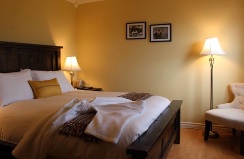 Bareneed Bed & Breakfast | The Bayside Bed & Breakfast