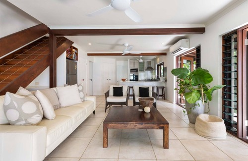 Newell Apartment | The Beach Villa on Newell Beach n A romantic getaway in the tropics.