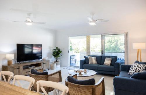 Burrill Lake House | The Beachhouse at Burrill