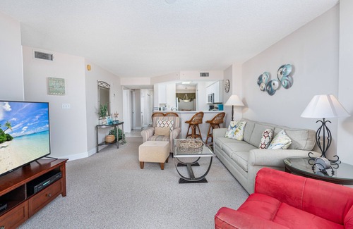 Seawinds Condo Condo | The Beachsider at Ormond: Luxe Oceanfront Condo, balcony & pool. (Daytona Beach)