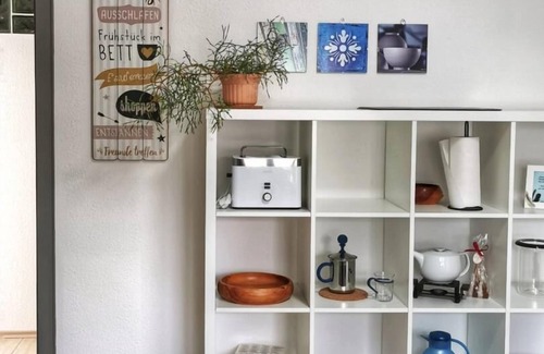 Selters Apartment | The beautiful apartment with separate entrance is on the 1st floor and accessible via 7 steps. The apartment is quietly located and only a few minutes away from the town center. The living space of 62 sqm consists of one bedroom with a.