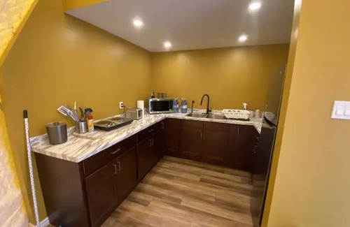 Queens County Cabin | The Bellflower