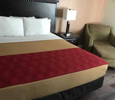 Markham Hotel | The Best Inn & Suites
