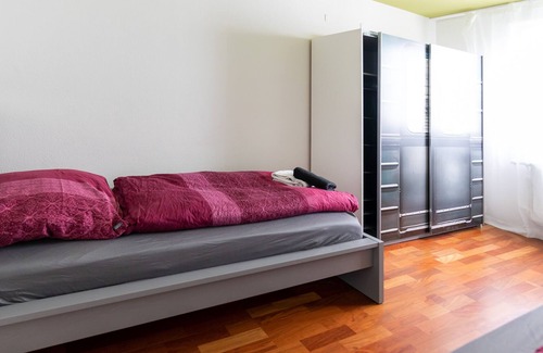 Hofheim am Taunus Apartment | The Beverly Hills of Frankfurt: The Garden Apartment