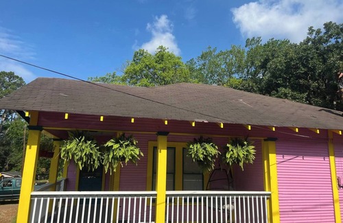 Nacogdoches House | The Big Pinkn
