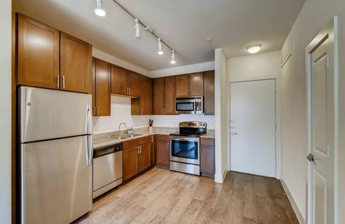 North Burnet Apartment | The Bindel The Domain 30 + Nights