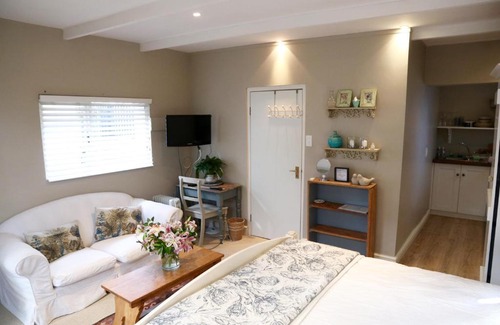 Rondebosch Apartment | The Birdhouse