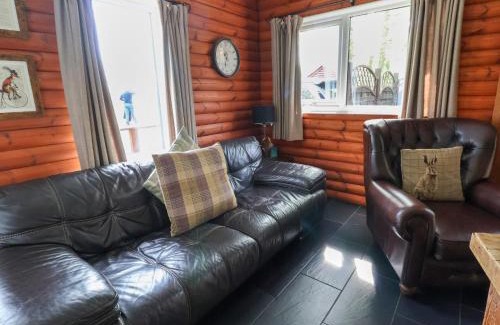 Saint Asaph House | The Blacktail