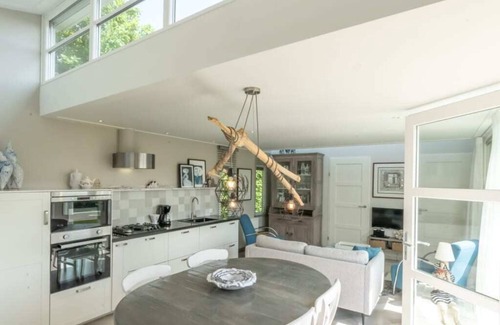 Westenschouwen House | The 'Blue Bird' chalet is the ideal place for a relaxing holiday with the whole family.
