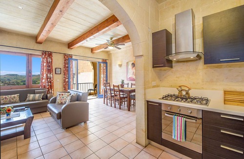 Xaghra Villa | The Blue House Holiday Home