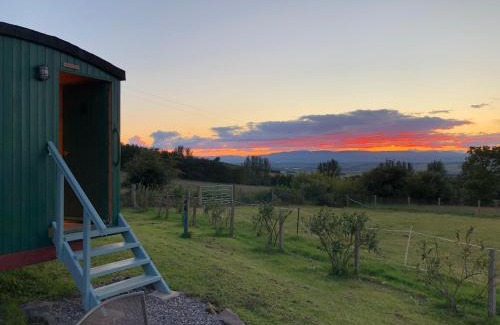 Perth Other | The Bothy and Wagon at Pitmeadow Farm