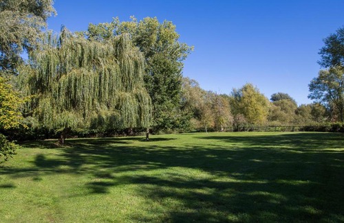 Stanford Dingley Hotel | The Bull Inn Pub