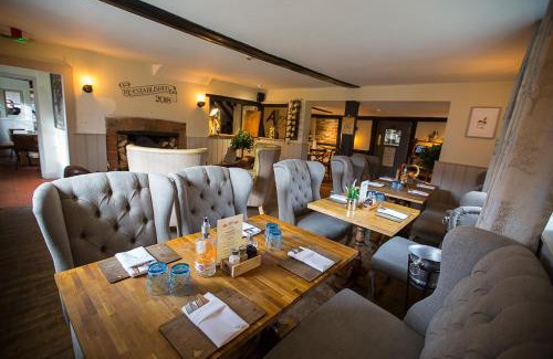 Stanford Dingley Hotel | The Bull Inn Pub