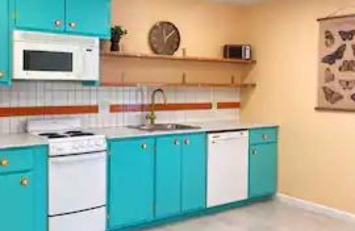 Town of Veteran Apartment | The Bungalow. A beautiful spot to unwind, surrounded by nature