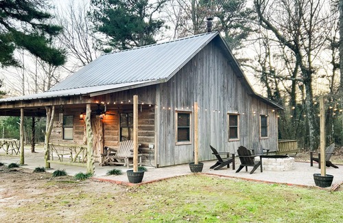 Lockesburg Cabin | The Burt Family Cabin