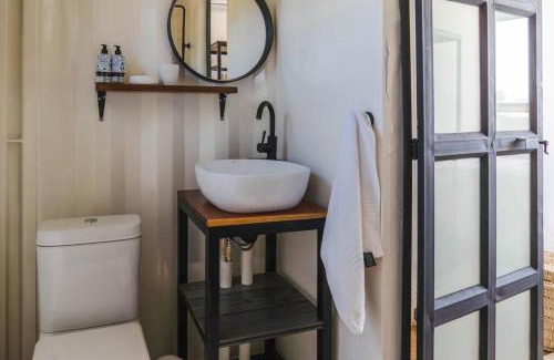 Kakumbi House | The Bush Box
