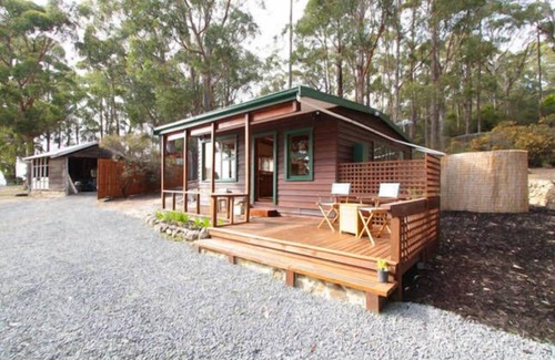 Flowerpot Cabin | The Cabin-Wake up to the sound of native birdlife.