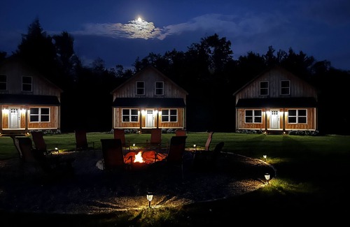 Tamworth Cabin | The Cabins at Timber Ridge - #5 - Brand new cabins nestled in the woods of NH