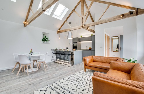 Mitchell House | The Cart House - One Bedroom House, Sleeps 2