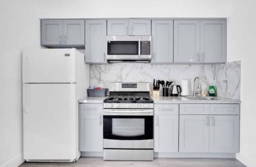 Ontario Apartment | The Celestial Suite - BRAND NEW !