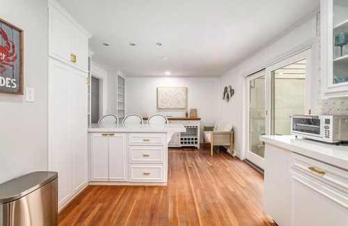 Harleston Village House | The Charleston Stroll: A Luxury Escape!