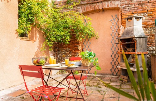 Auterive Apartment | The charm of a former convent