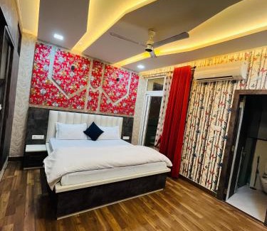 Mohangarh Apartment | The Charming Retreat 2BHK Service Apartment with Swimming Pool