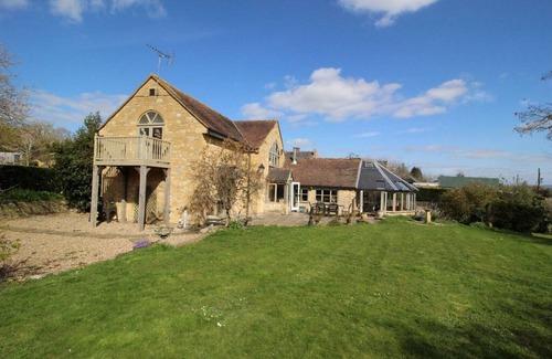Tytherington House | The Cider Mill,relax and explore the cotswolds!