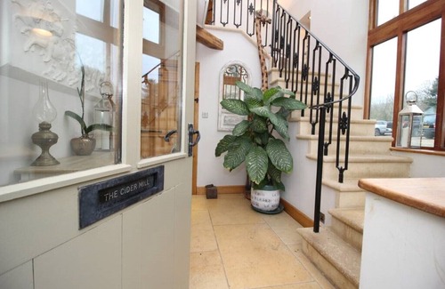 Tytherington House | The Cider Mill,relax and explore the cotswolds!