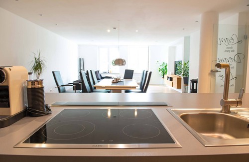 Kempten Apartment | The City Suite - in the heart of Kempten+parking lot