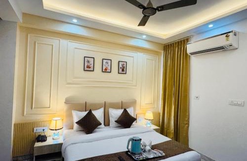 Aerocity Hotel | The Classic Crowne at Delhi Airport
