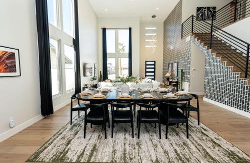 Southwest Village House | The Classy Cactus Girls' Getaway in Old Town