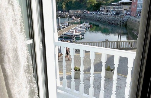 Porto do Barqueiro House | The Cliffs - Barqueiro & Blue