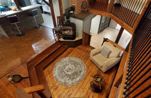 Little Sands Bed & Breakfast | The Cliffside Inn