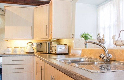 Ludwel Cottage | THE COACH HOUSE, family friendly, character holiday cottage in Ludlow