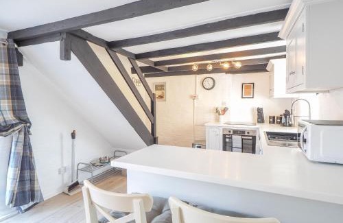 Newcastle Emlyn House | The Coach House Newcastle Emlyn