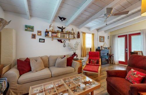 Silver Creek Village House | The Collector's Hideaway