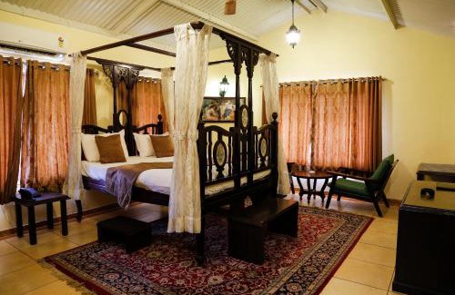 Mount Abu Resort | The Colonial Manek Manor