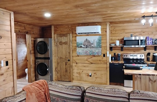 Creola Cabin | The Corral sleeps 4