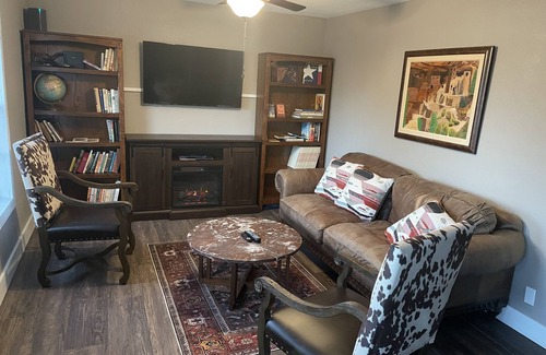 Spur House | The Cottages; 2021 Completely Remodeled!