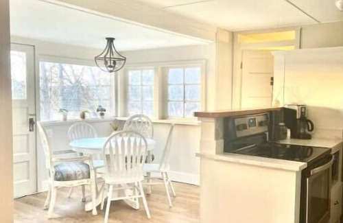 Bliss House | The Countryside Cottage