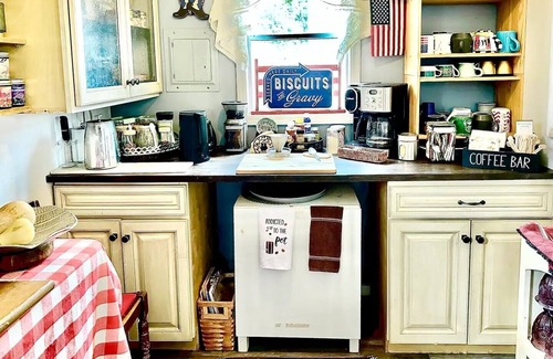 Kingman House | The Coyote Den #2: Experience Arizona Agritourism