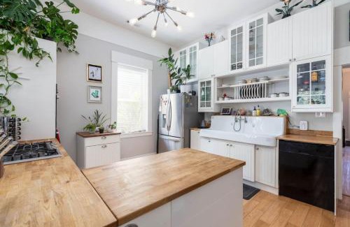 Lower Avenues House | The Dapper Digs - Historic Aves